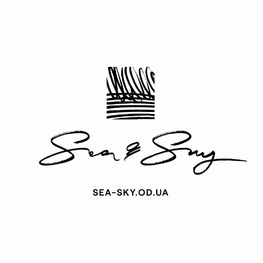 Sea & Sky Apartments Odesa Exterior photo
