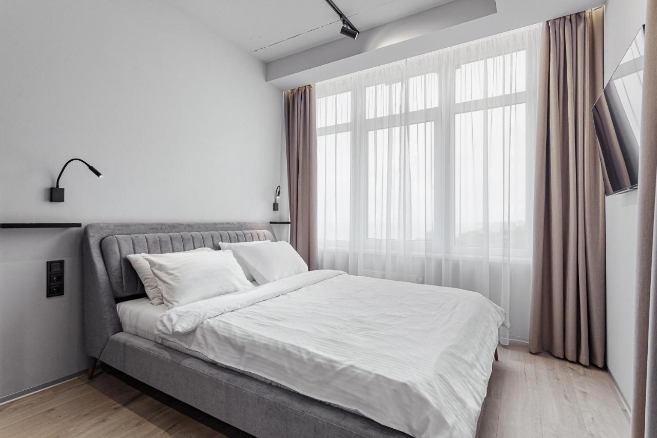 Sea & Sky Apartments Odesa Exterior photo