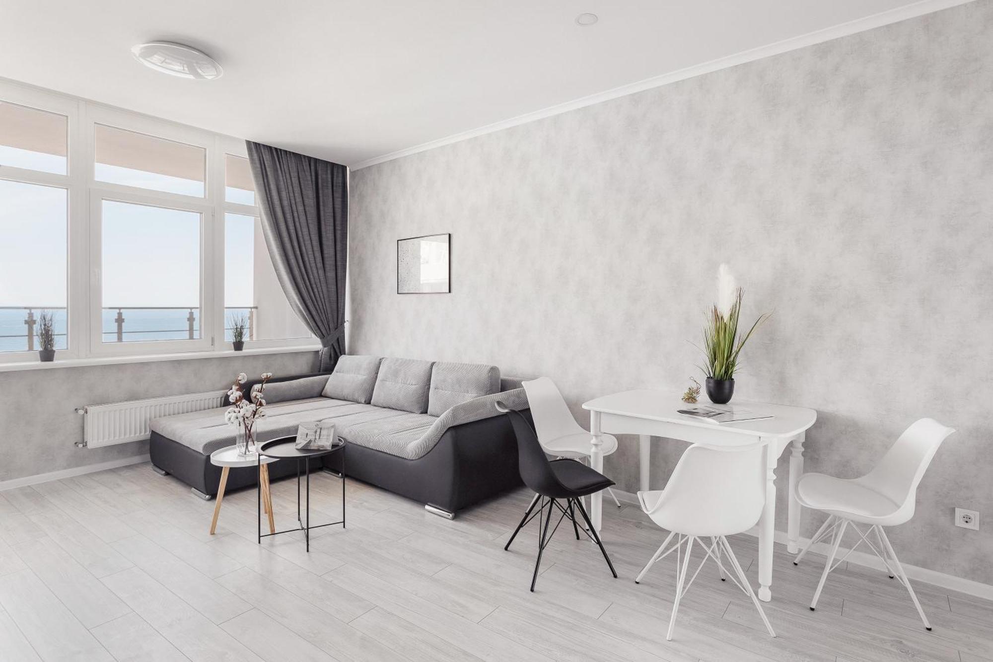 Sea & Sky Apartments Odesa Room photo