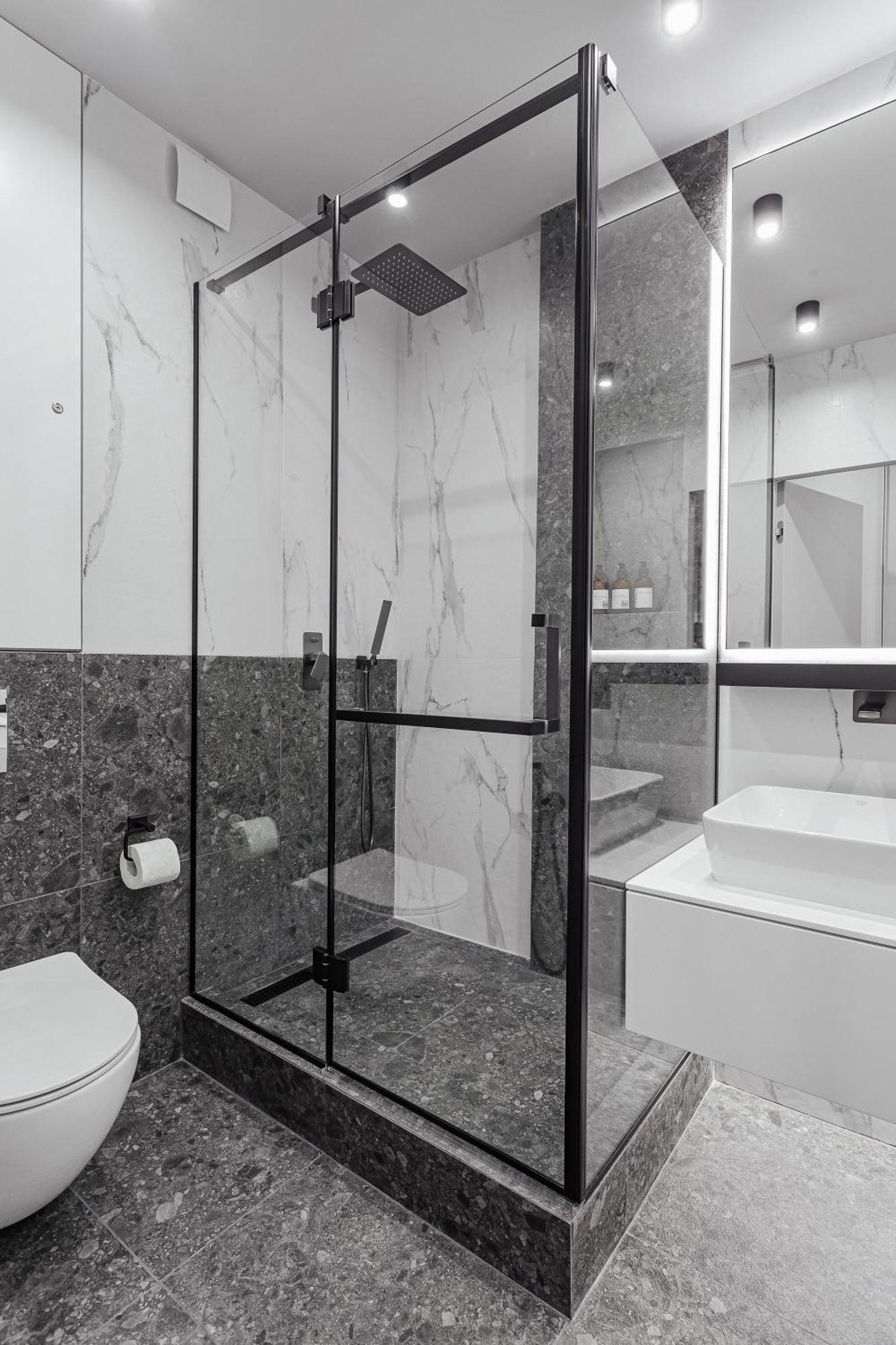 Sea & Sky Apartments Odesa Room photo
